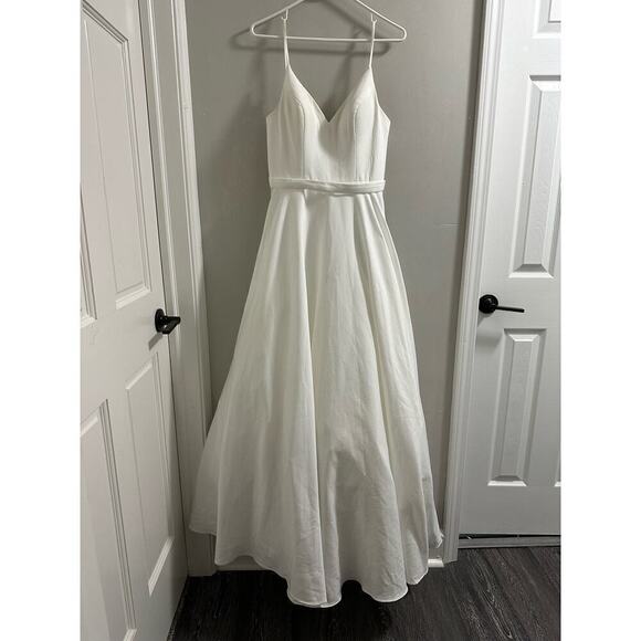 Ieena for‎ Mac Duggal CLASSIC A-LINE V-NECK BALLGOWN - Picture 2 of 16